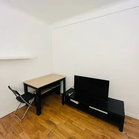 Apartment Stationnement Gratuit, 3mn Du Metro, Parfait Pour Teletravailler *